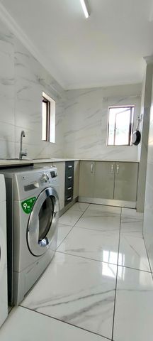 5 Bedroom Property for Sale in Estate D Afrique North West